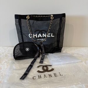 GWP Chanel Beauty Black Mesh Tote Bag w/Cosmetic Pouch. Brand NEW in packaging